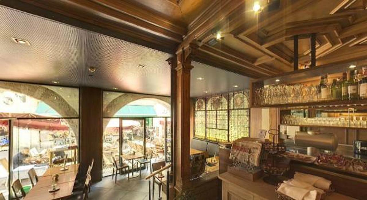 总福豪斯祖威登酒店 索洛图恩 外观 照片